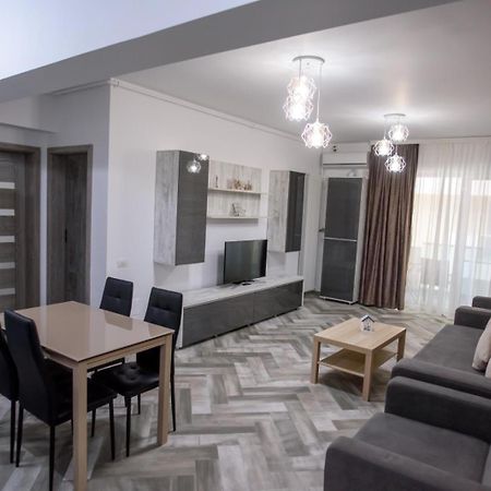 Sophia 2 & Moonlight Apartaments Мамая Екстериор снимка